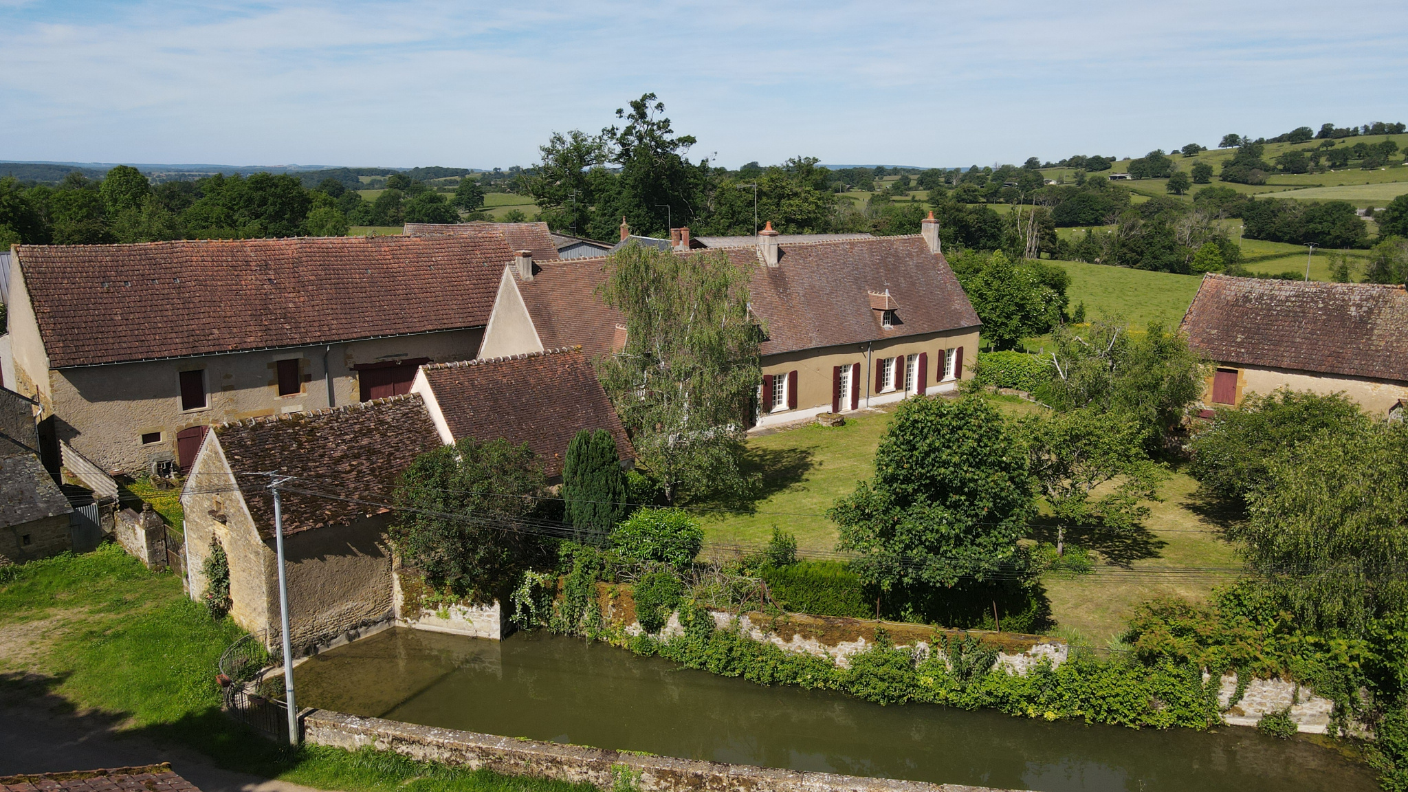 Au coeur de notre belle campagne nivernaise, maison d'habitat