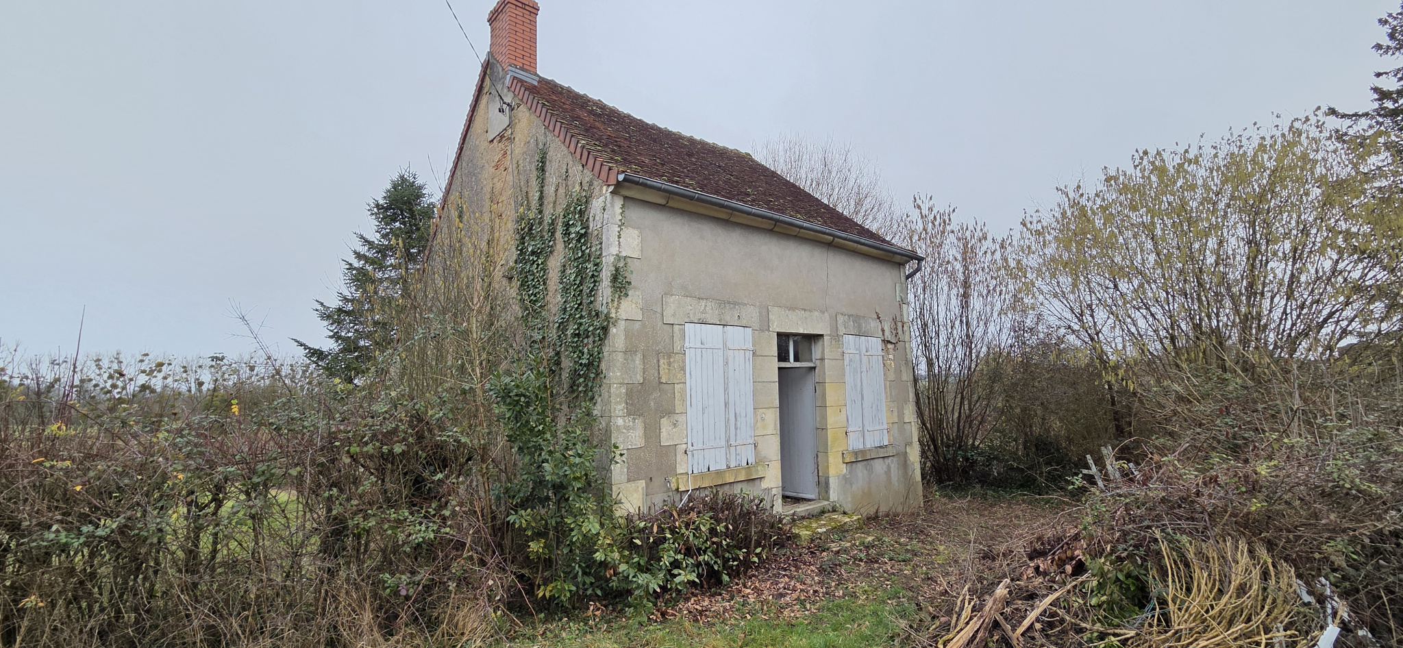 MAISON DE 44 m2 A RENOVER ENTIEREMENT